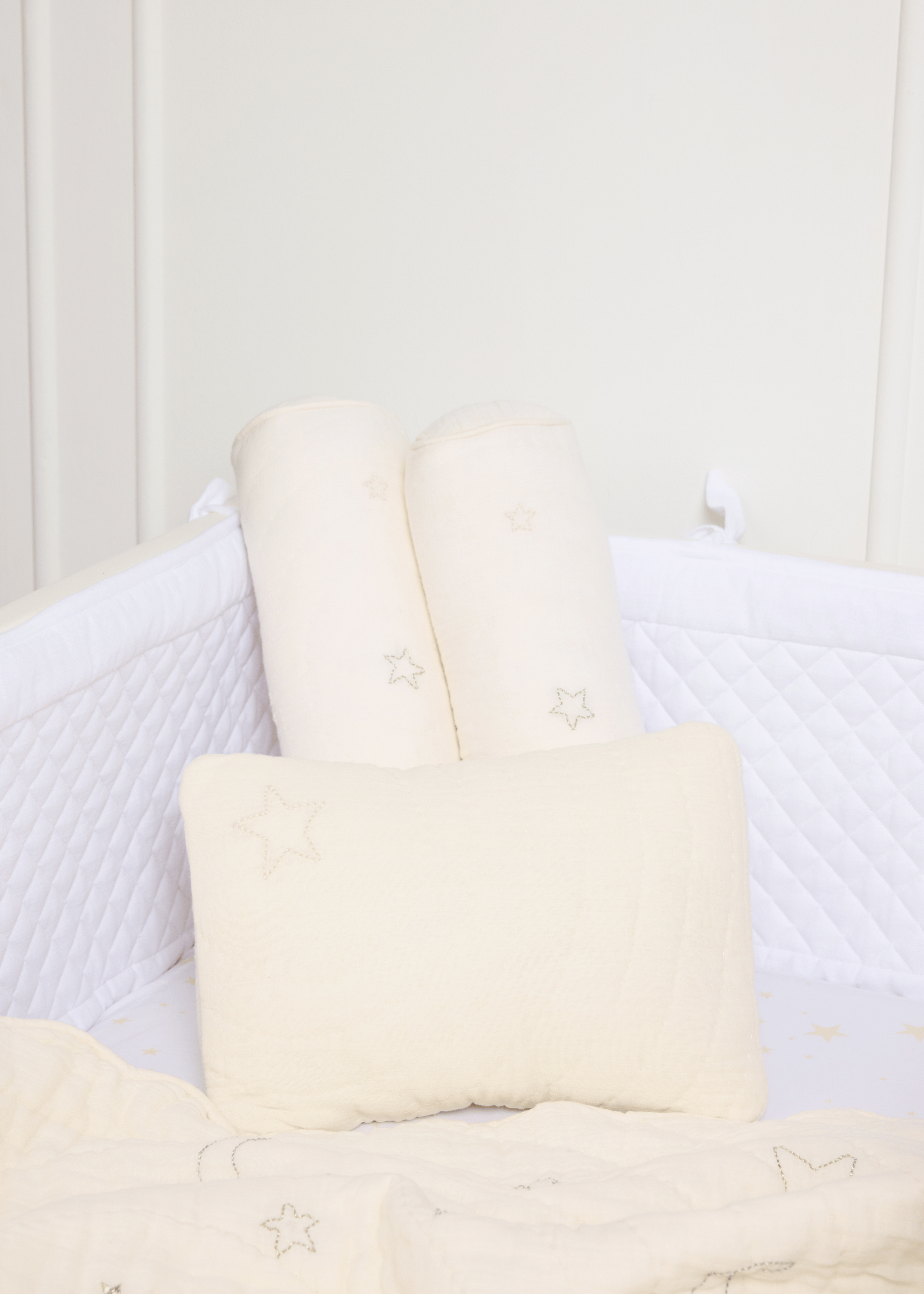 Luna Cot Bedding Set with Bumper