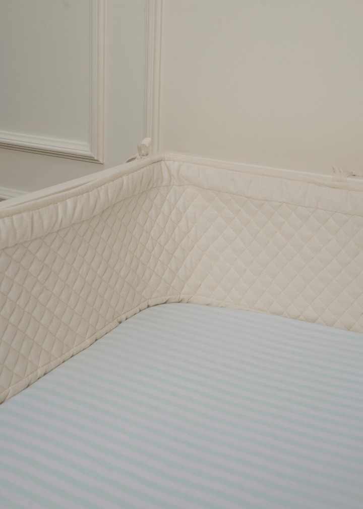 Sayuri Complete Cot Bedding Set with Bumper